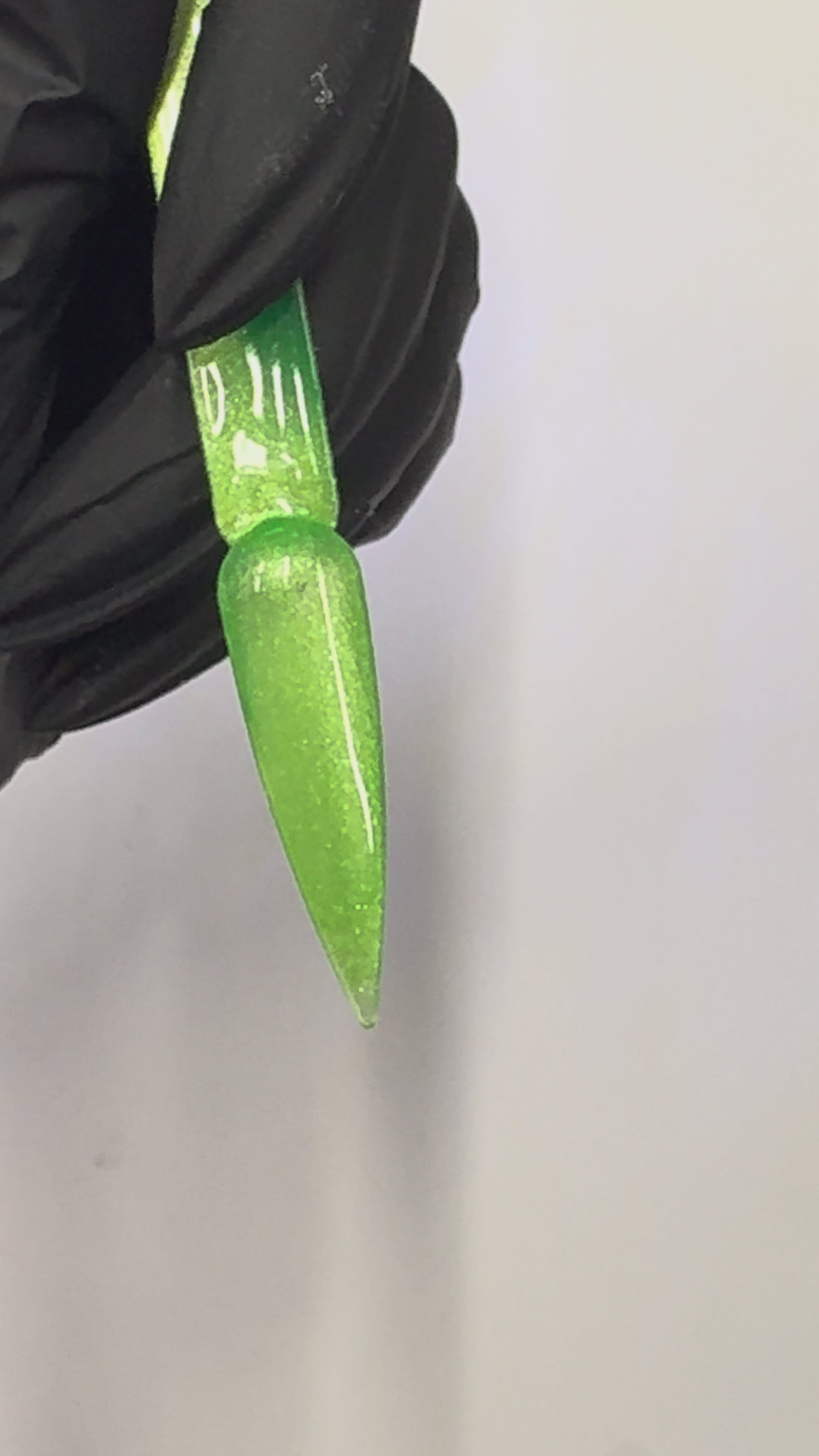 Colour It! Glowfang Green
