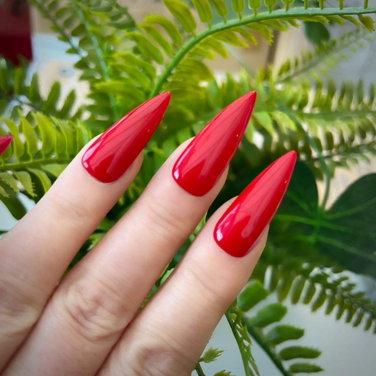 HD Colour It! Garnet